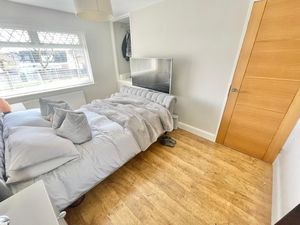 Ascot Drive Great Sutton